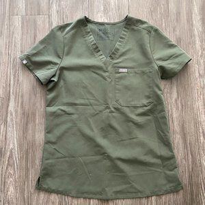 FIG Catarina One-Pocket Scrub Top in Moss